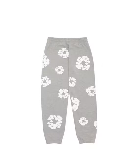 The Cotton Wreath Sweatsuit  HOODIE