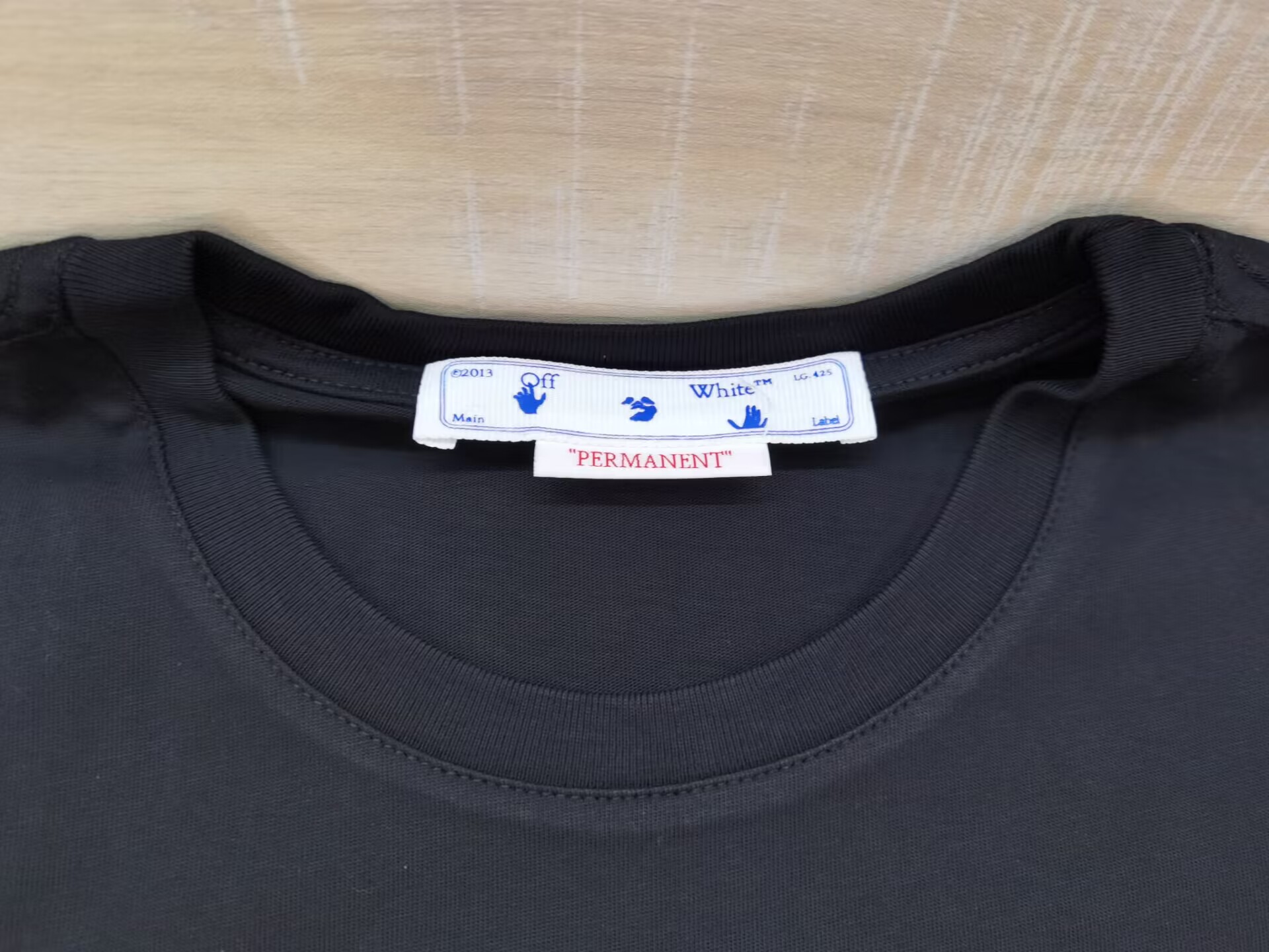 OFF-WHITE T-SHIRT 2302024