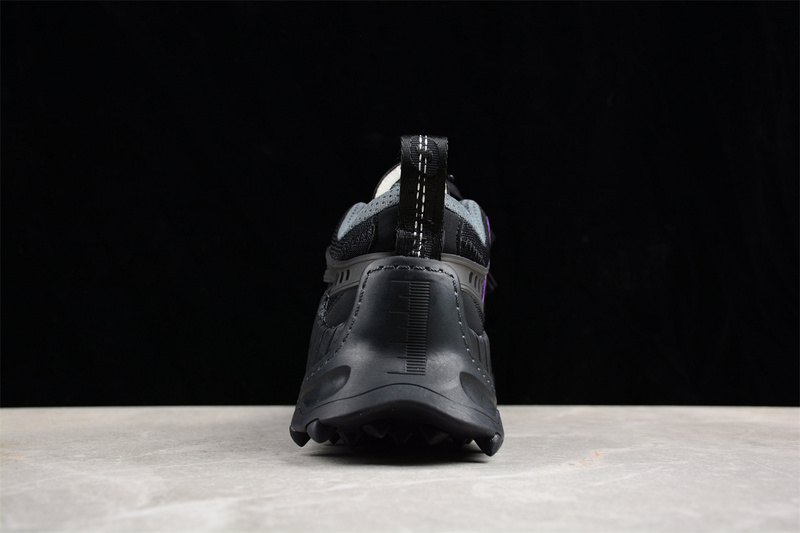 OW C/O ODSY-1000 SNEAKERS