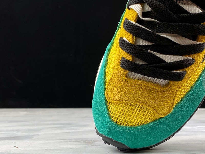 Sacai X Nike Regasus Vaporrly SP Yellow Green Black White BV0073-103