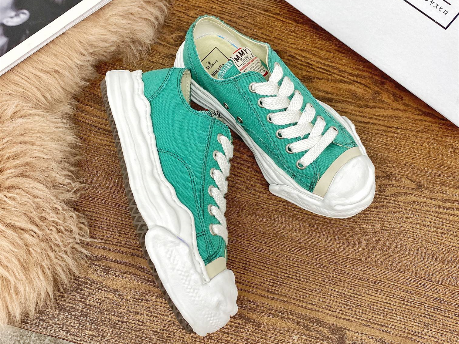 Maison Mihara Yasuhiro Low-Top Sneakers MMY-015