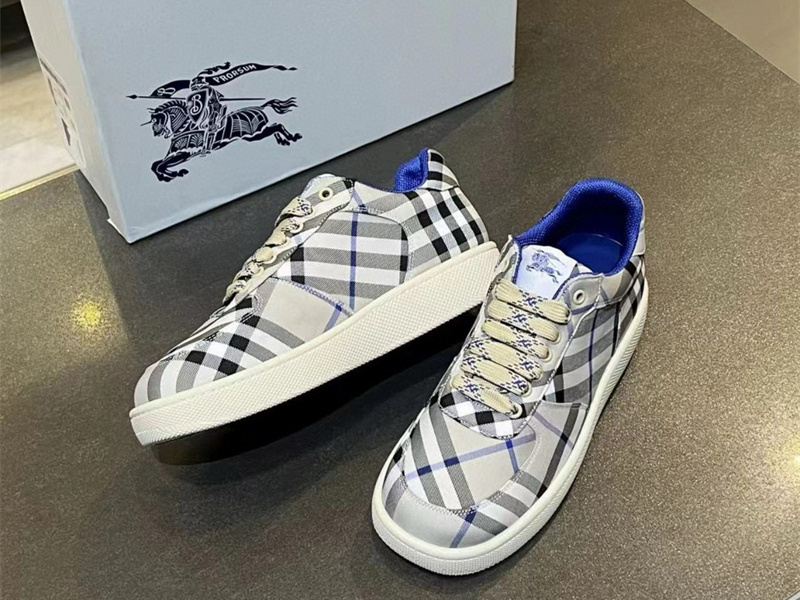 Burberry Check Terrace Sneakers  BBR--3007