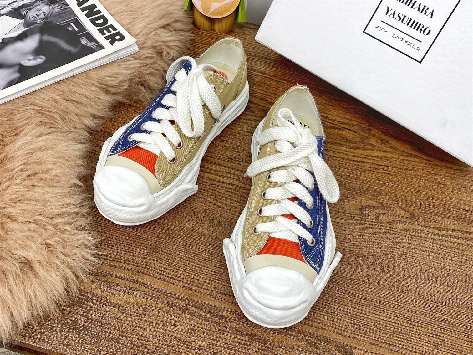 Maison Mihara Yasuhiro Low-Top Sneakers MMY-016