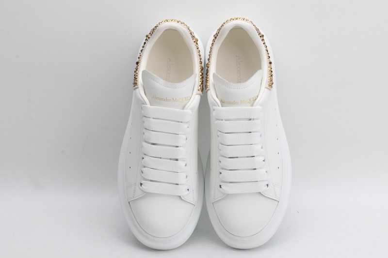 MCQUEEN OVERSIZED SNEAKER