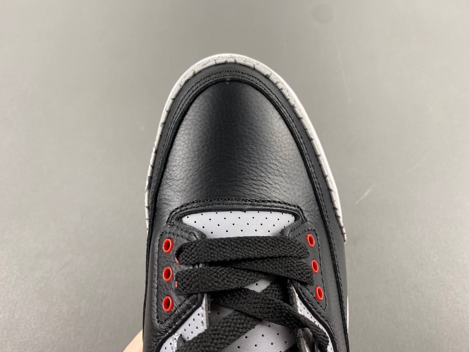 Air Jordan 3 OG “Black Cement”  SKU:DN3707-010