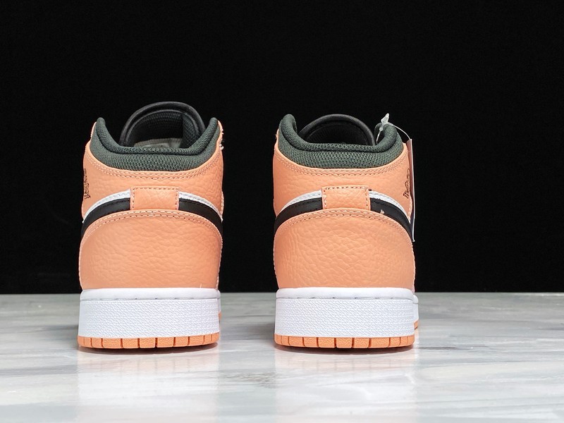 Air Jordan 1 Mid GS Pink Quartz 555112-603