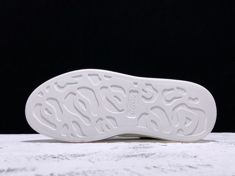 MCQUEEN OVERSIZED SNEAKER