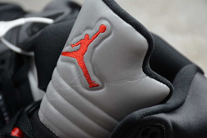 Air Jordan 5 Retro "satin Bred " 136027-006