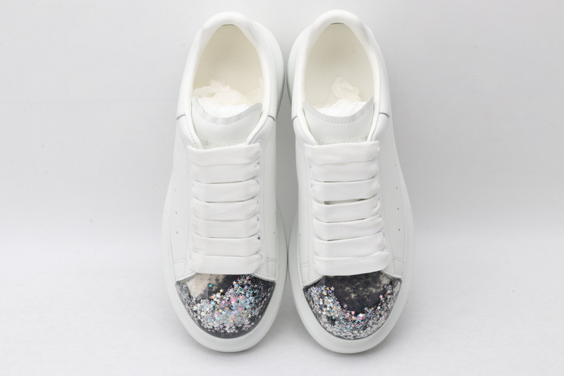 MCQUEEN OVERSIZED SNEAKER