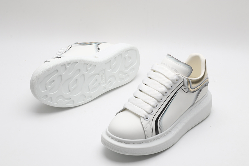 MCQUEEN OVERSIZED SNEAKER