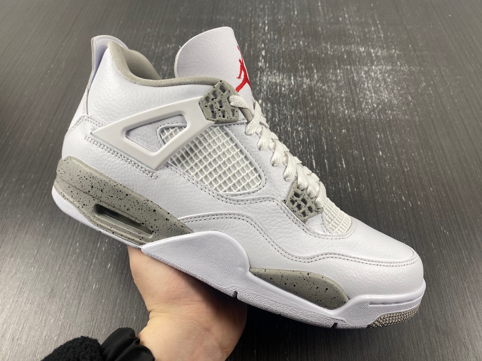 Air Jordan 4 "White Oreo" CT8527-100