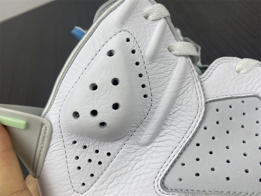 Air Jordan 6 Mint Foam  DQ4914-103