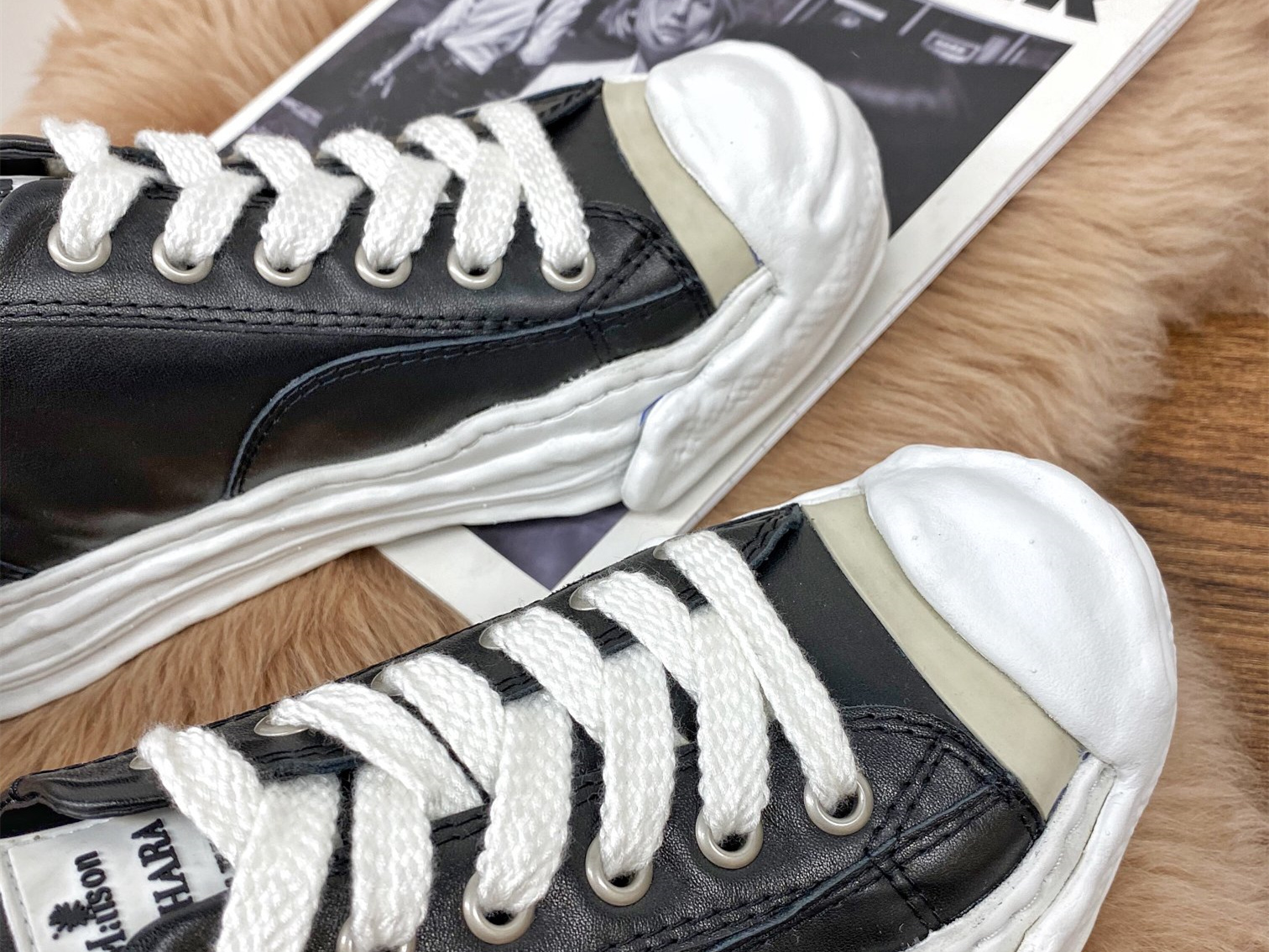 Maison Mihara Yasuhiro Low-Top Sneakers MMY-010