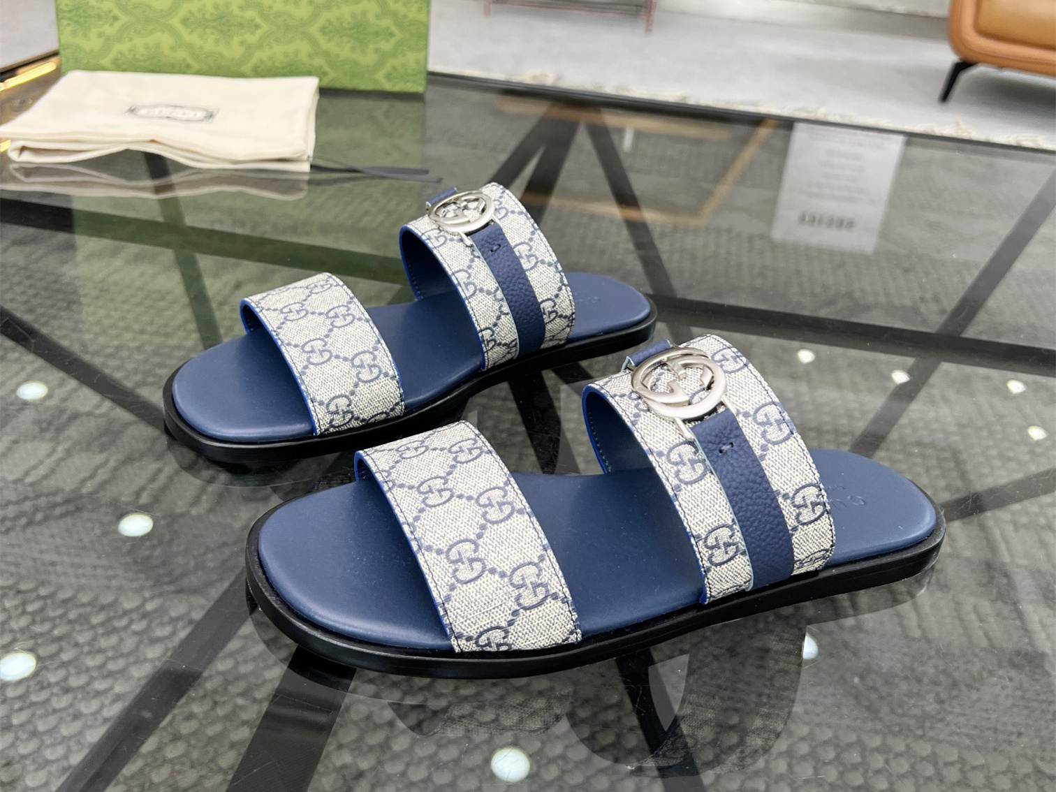 GUCCI SLIDE (EU38-EU46)