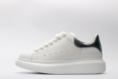MCQUEEN OVERSIZED SNEAKER