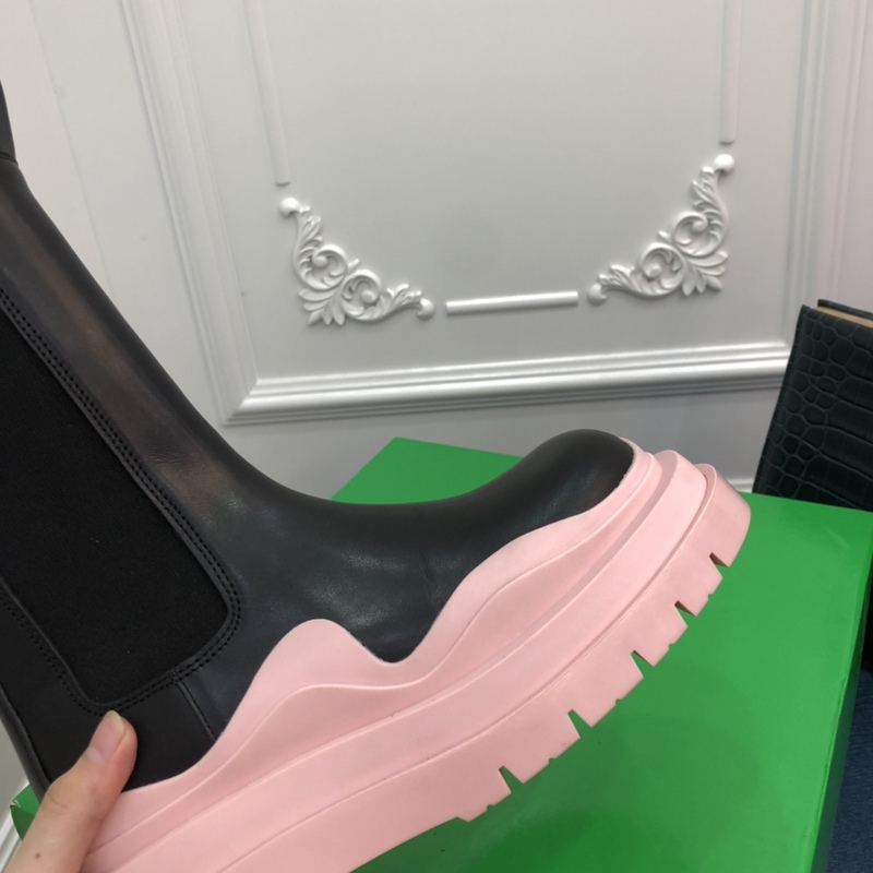 Bottega Veneta Tire Leather Ankle boots