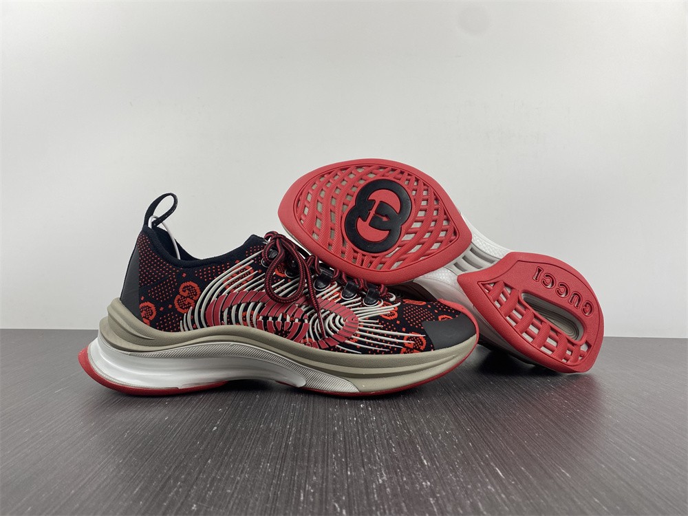 GUCCI Run Sneaker