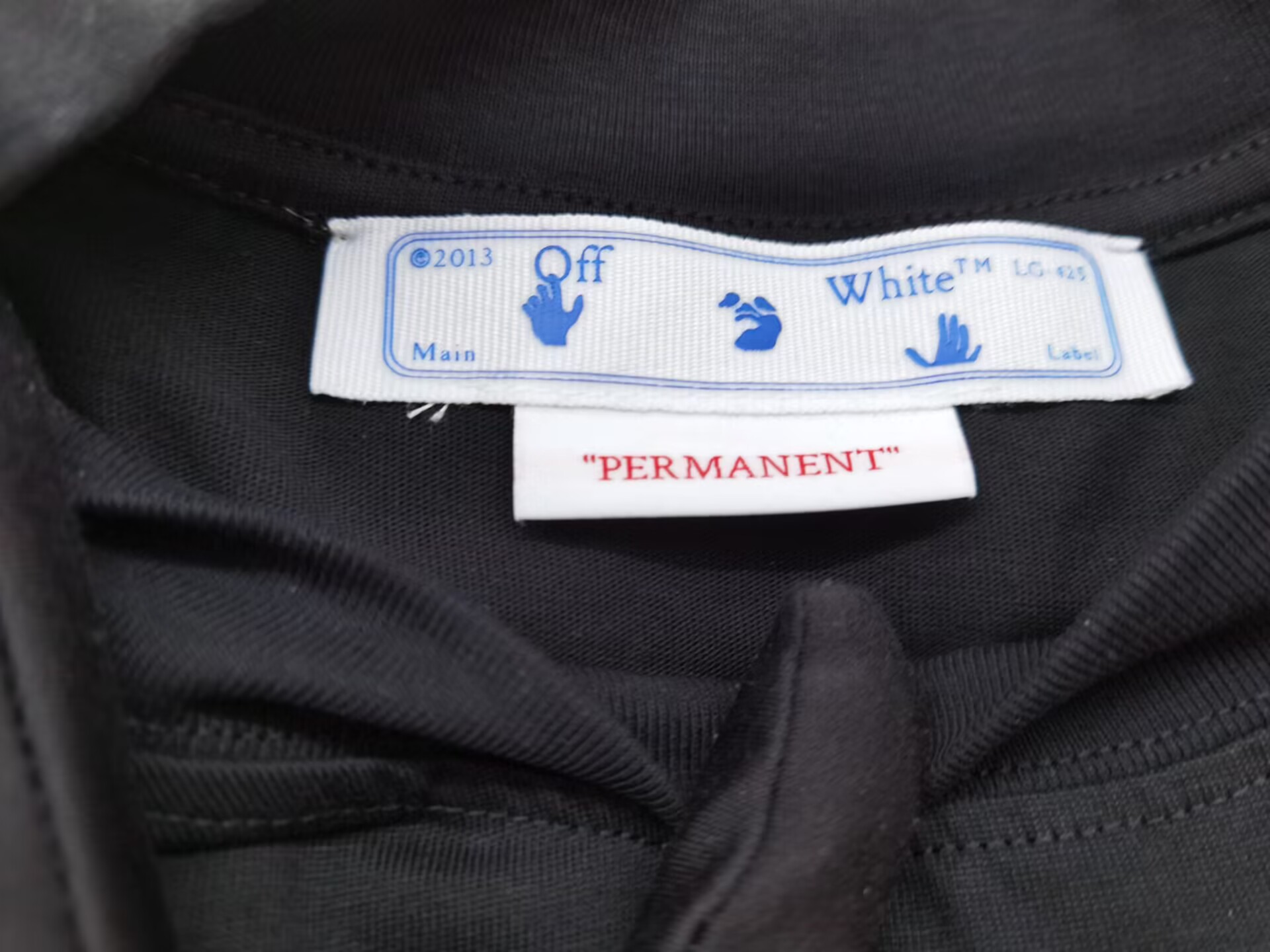 OFF-WHITE T-SHIRT 2302021