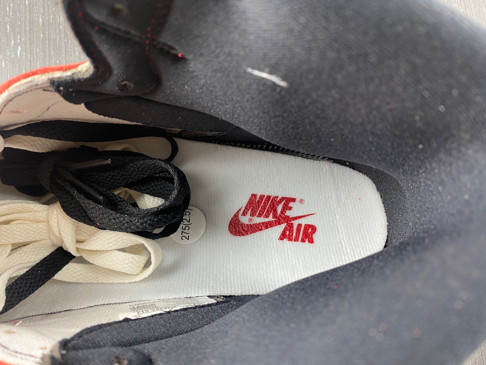 Air Jordan 1 Retro High OG Chicago Lost and Found DZ5485-612