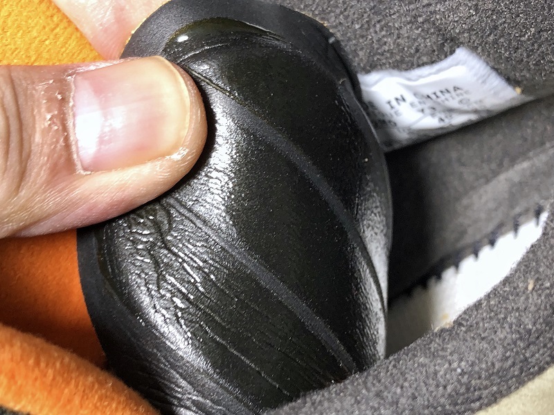 Air Jordan 4 Retro "Undefeated" JBM351 M1