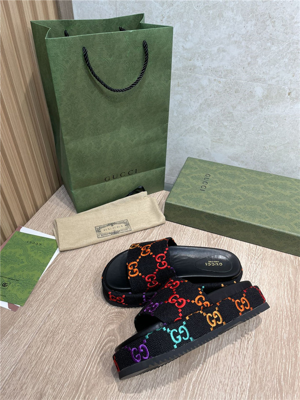 GUCCI WOMEN'S GG SLIDE (EU35-EU42)