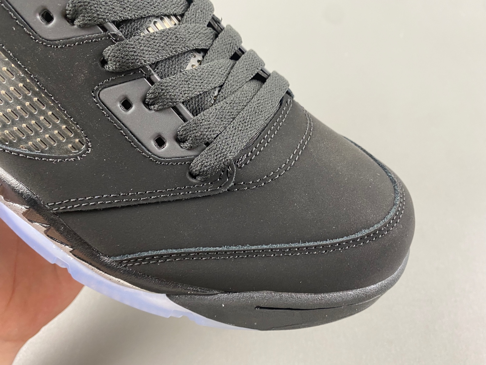 Air Jordan 5 “Black Cat” FZ2239-001