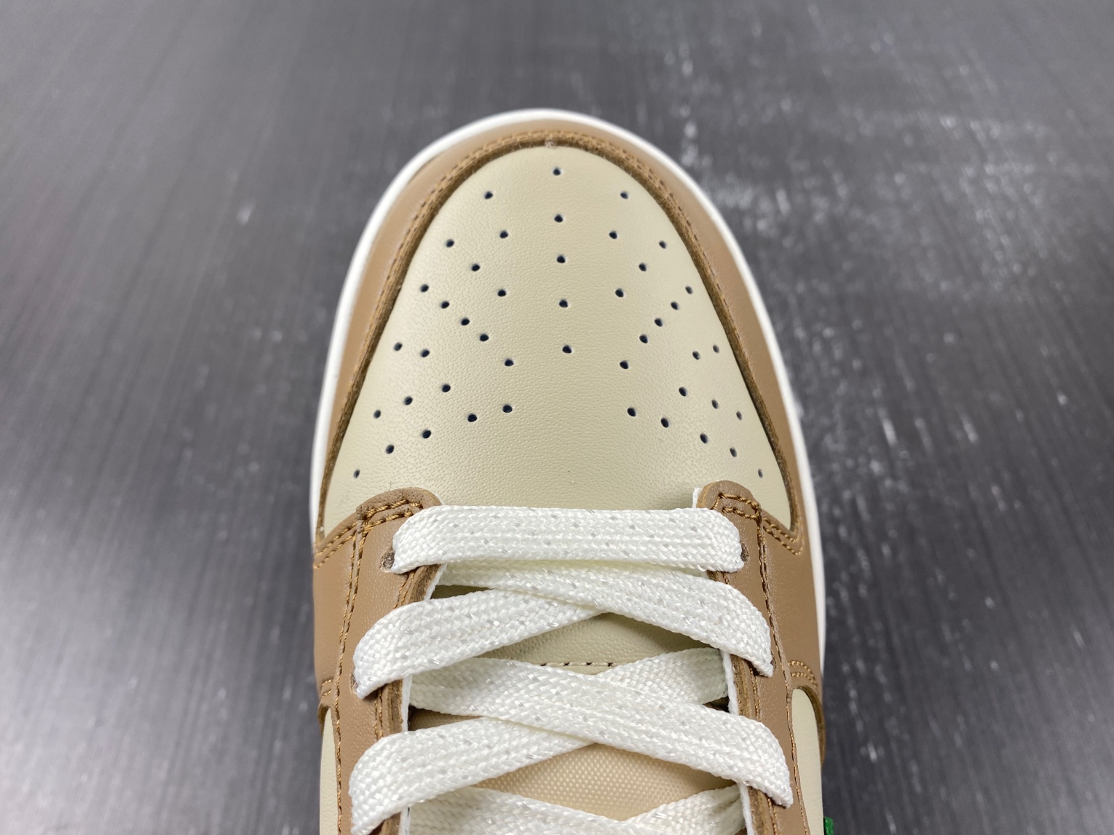 Nike Dunk Low Tan Green FB7160-231