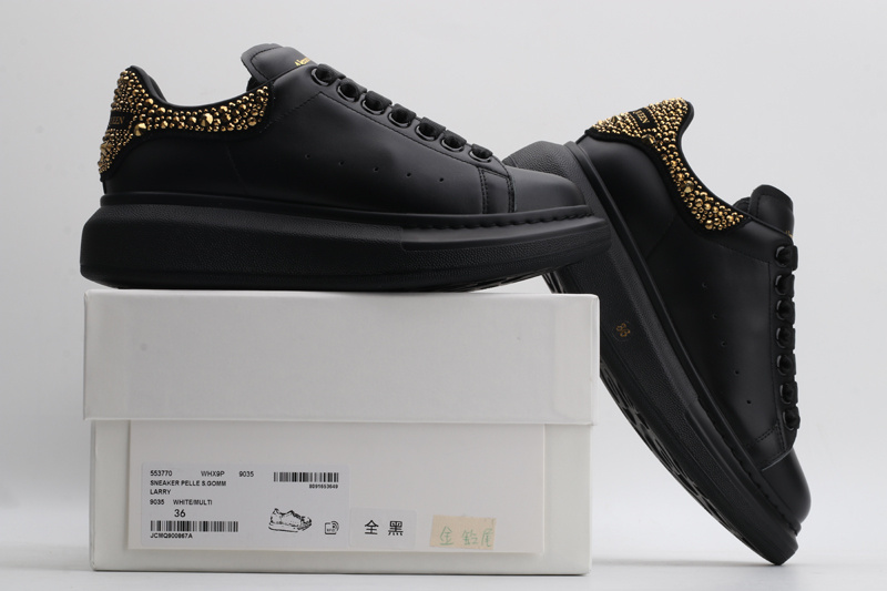 MCQUEEN OVERSIZED SNEAKER