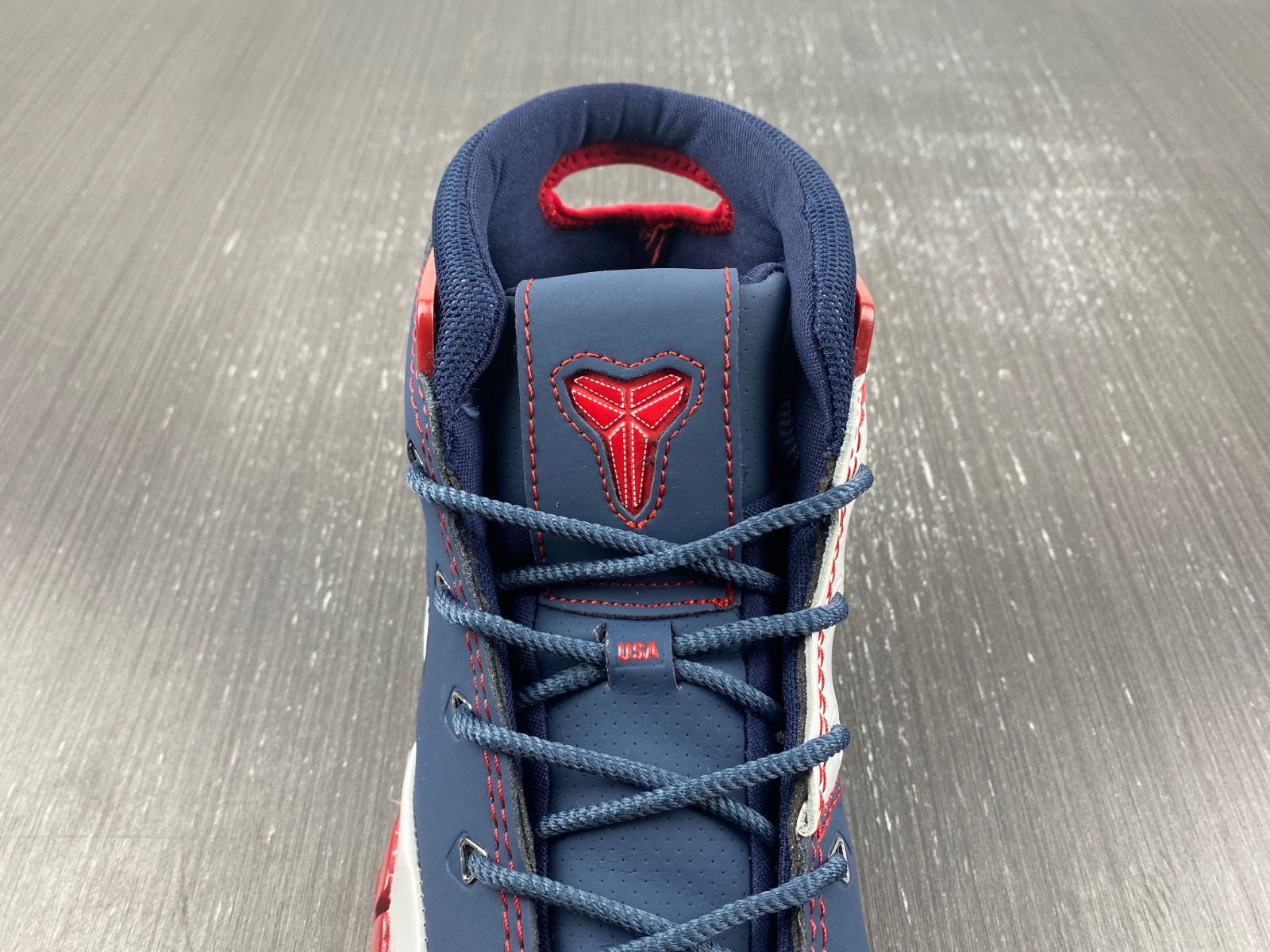 Nike Zoom Kobe 1 Protro 