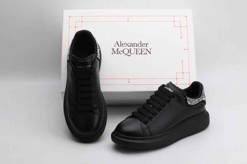 MCQUEEN OVERSIZED SNEAKER