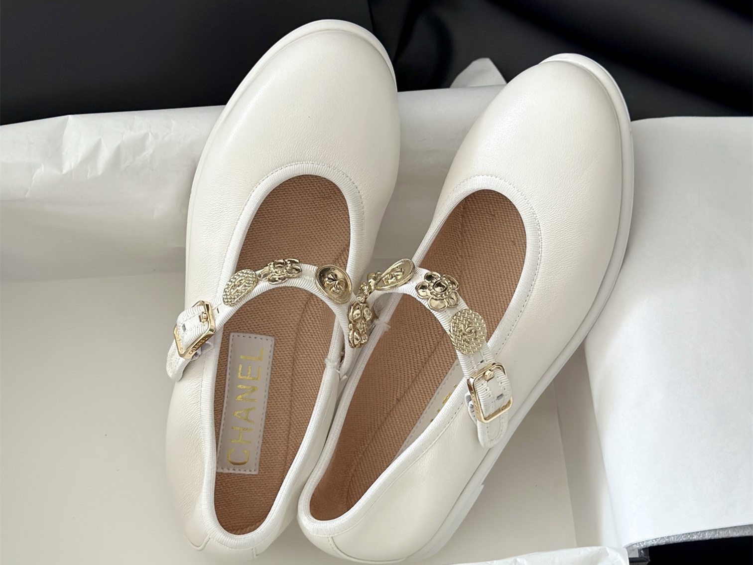 Chanel Mary Janes CH-13