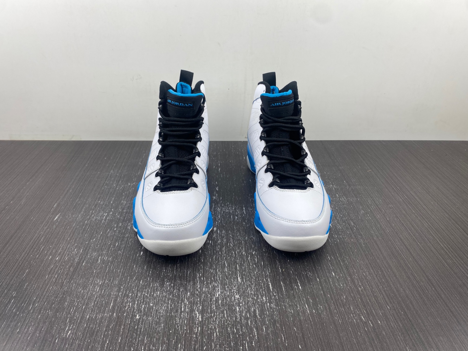 Air Jordan 9 OG "Powder Blue" FQ8992-101