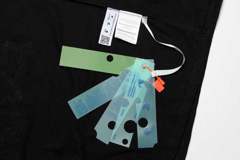 OFF-WHITE T-SHIRT 2302024