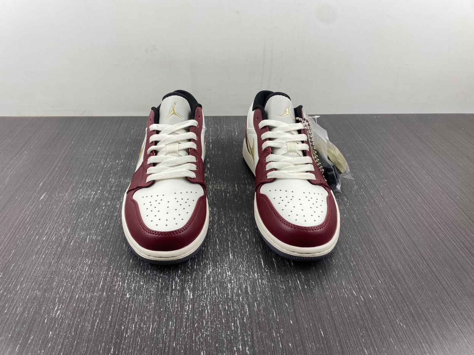Air Jordan 1 Low Year of the Dragon 2024 FJ5735-100