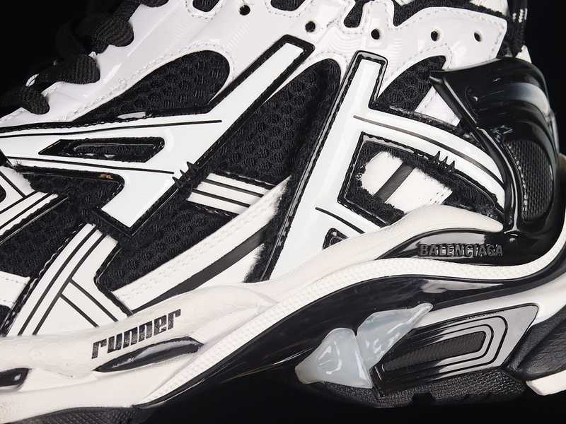 Balenciaga Runner Sneaker
