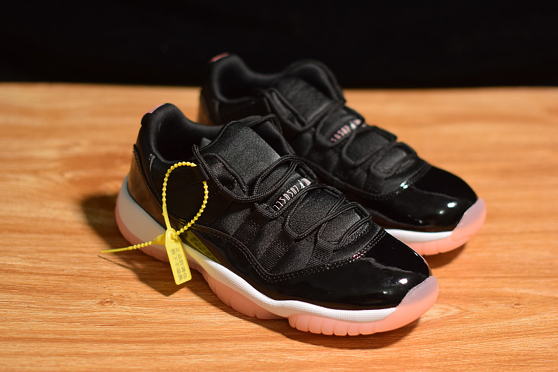 Air Jordan 11 Retro Low GG 