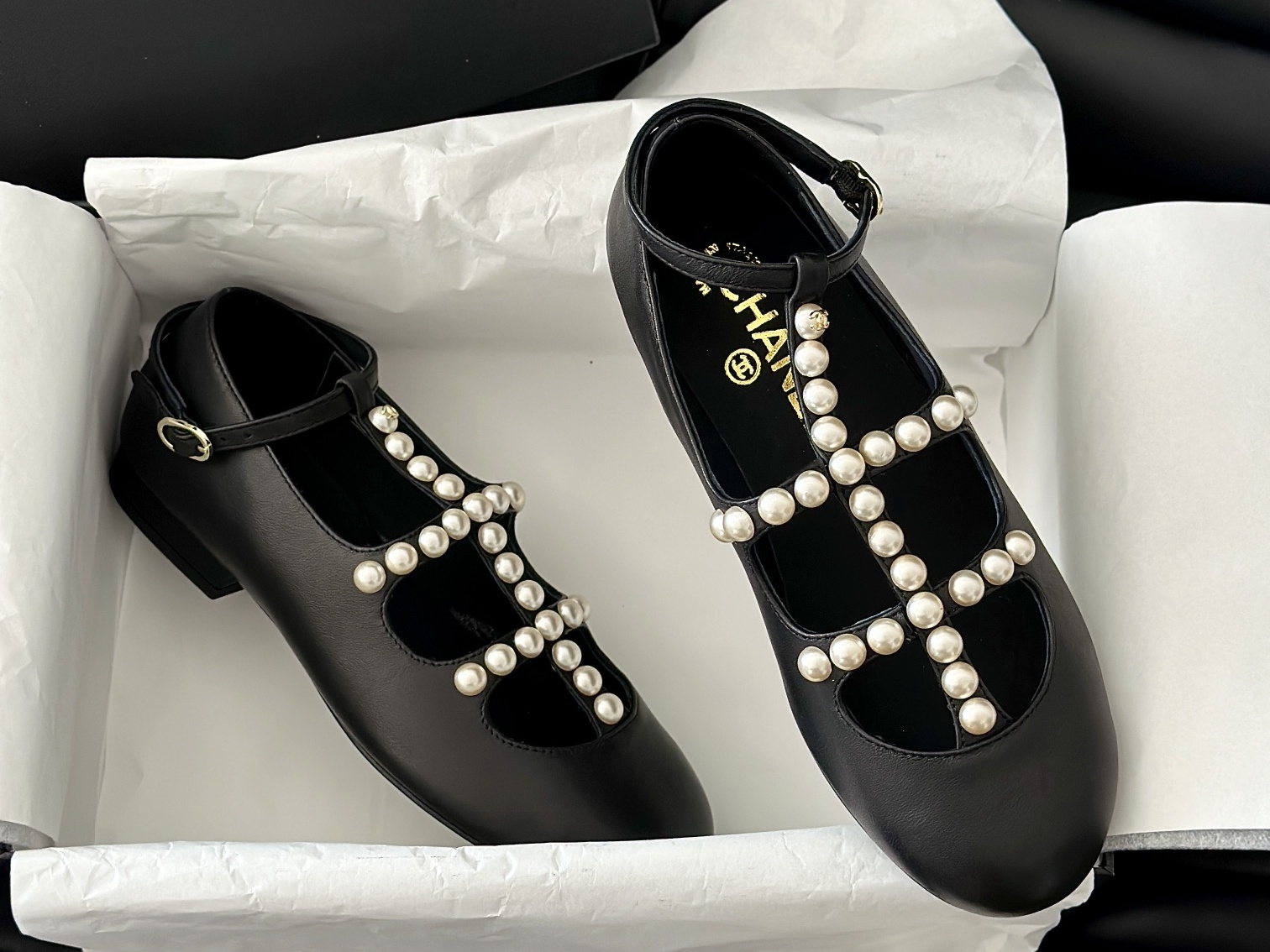 Chanel Mary Janes CH-12