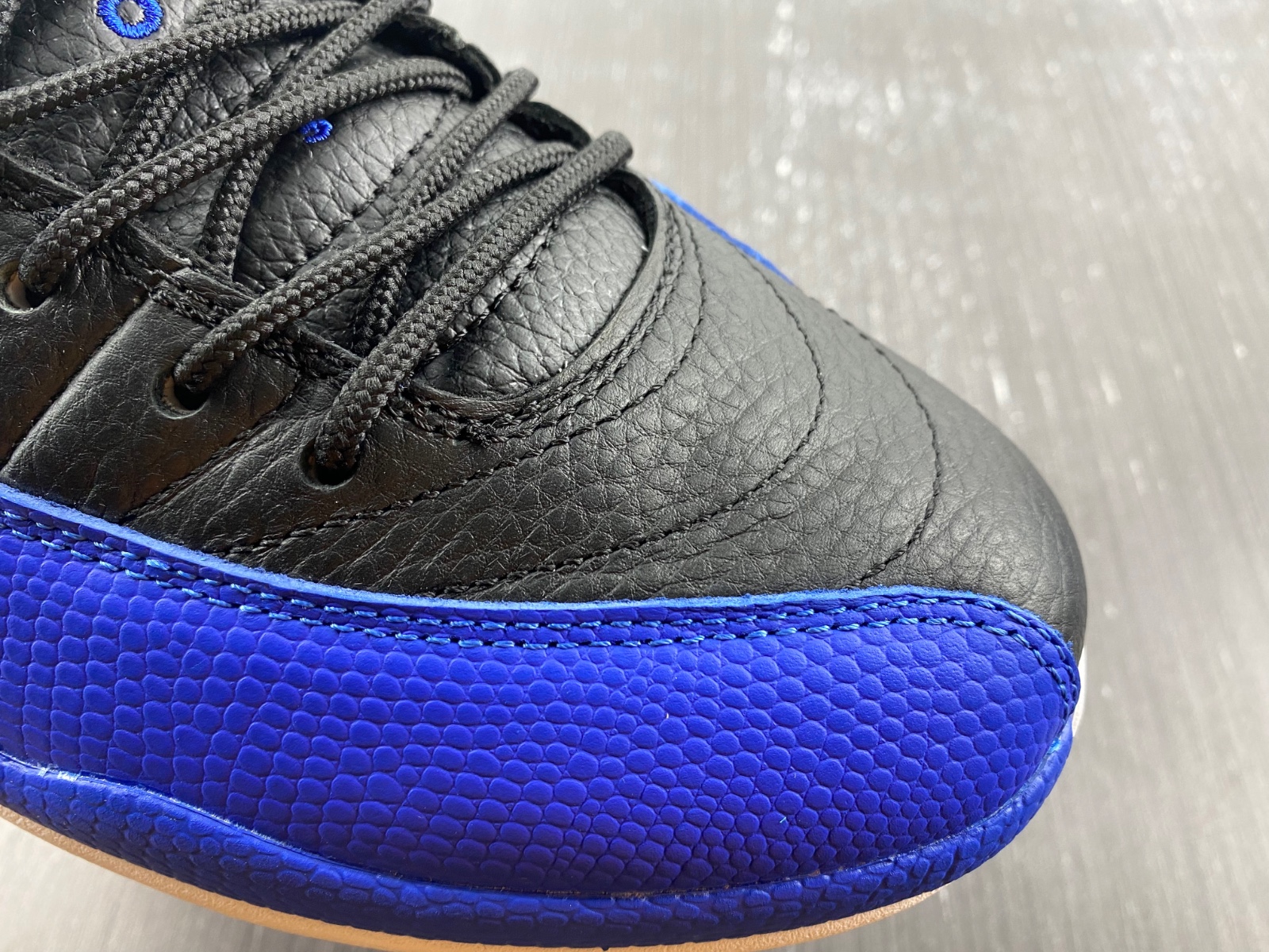 Air Jordan 12 Retro Hyper Royal AO6068-004