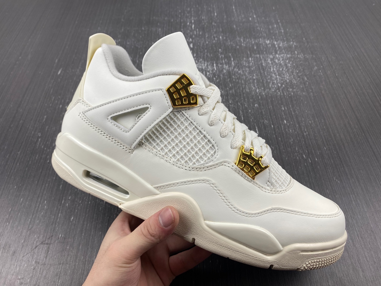 Air Jordan 4 Retro 