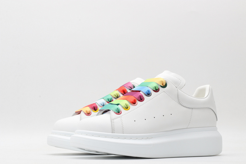 MCQUEEN OVERSIZED SNEAKER