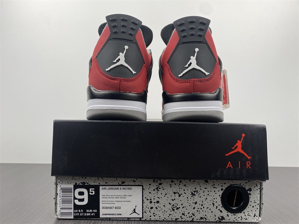 Air Jordan 4 Retro