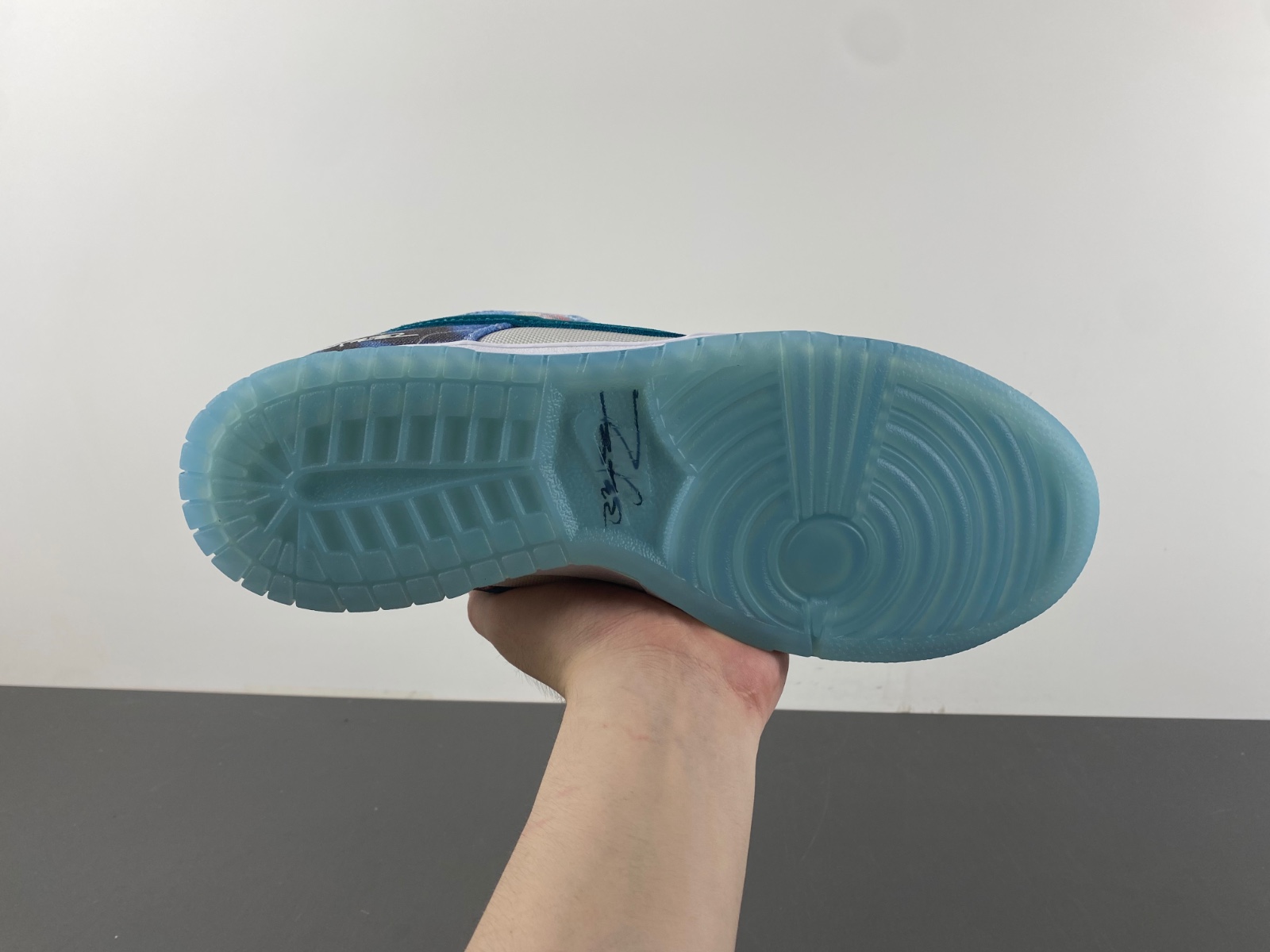 Futura Laboratories x Nike SB Dunk Low FL HF6061-400