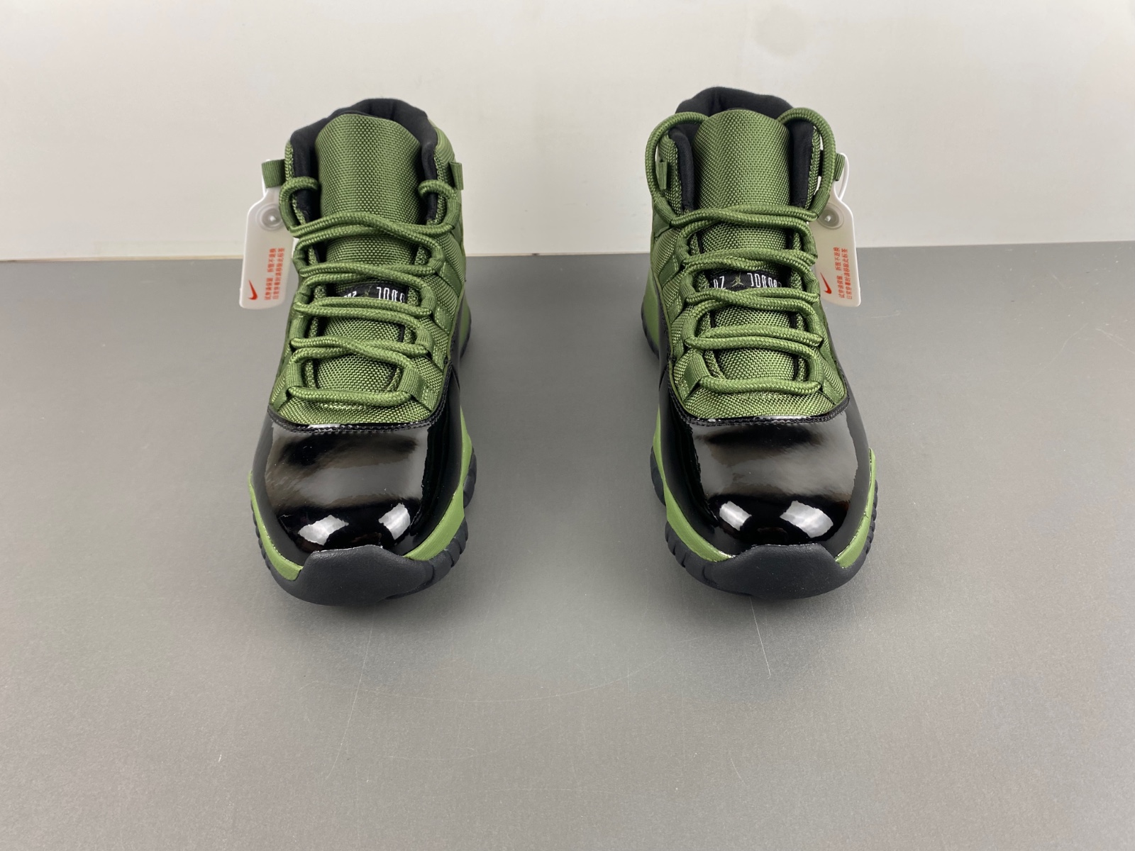 Air Jordan 11   CT8012-300