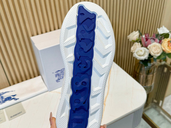 Burberry Check Terrace Sneakers BBR--3011