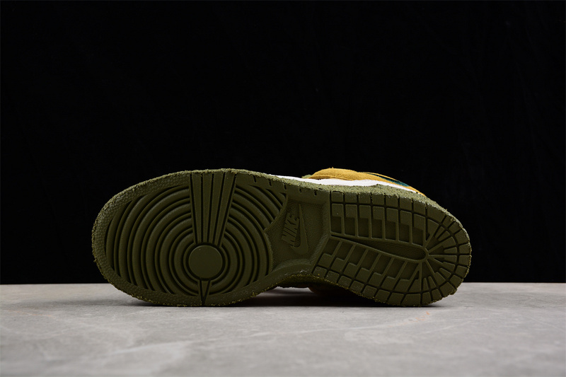 CPFM x Nike Dunk Low DM0430-700