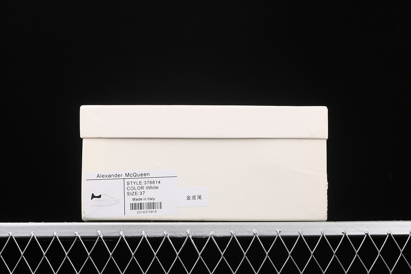 MCQUEEN OVERSIZED SNEAKER