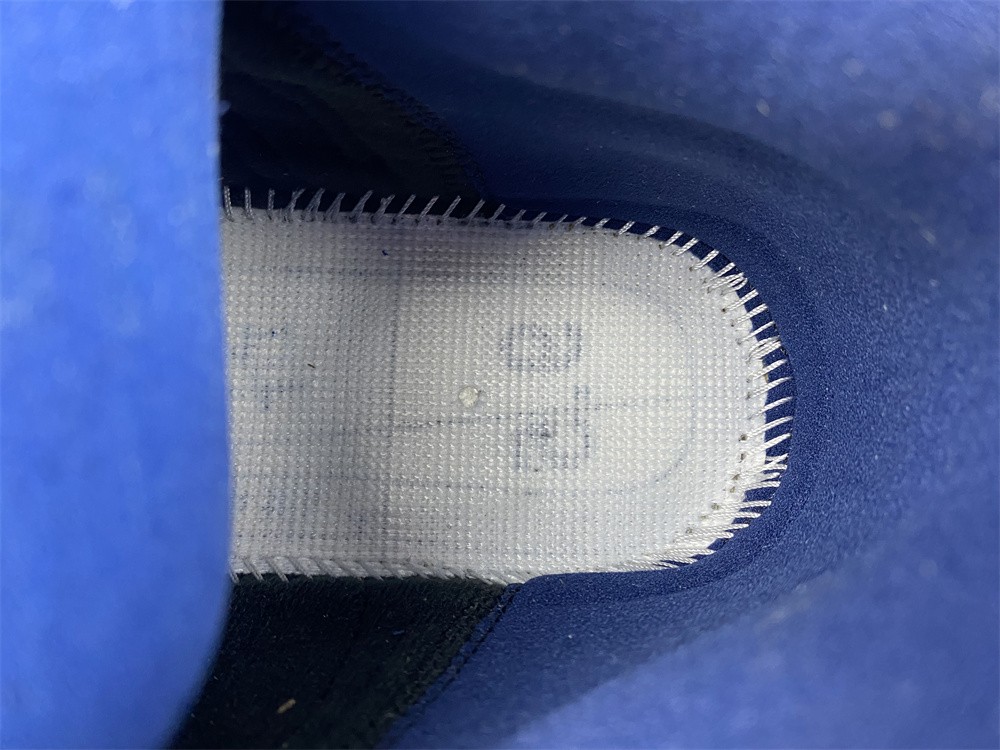 Air Jordan 13 Brave Blue Navy DJ5982-400