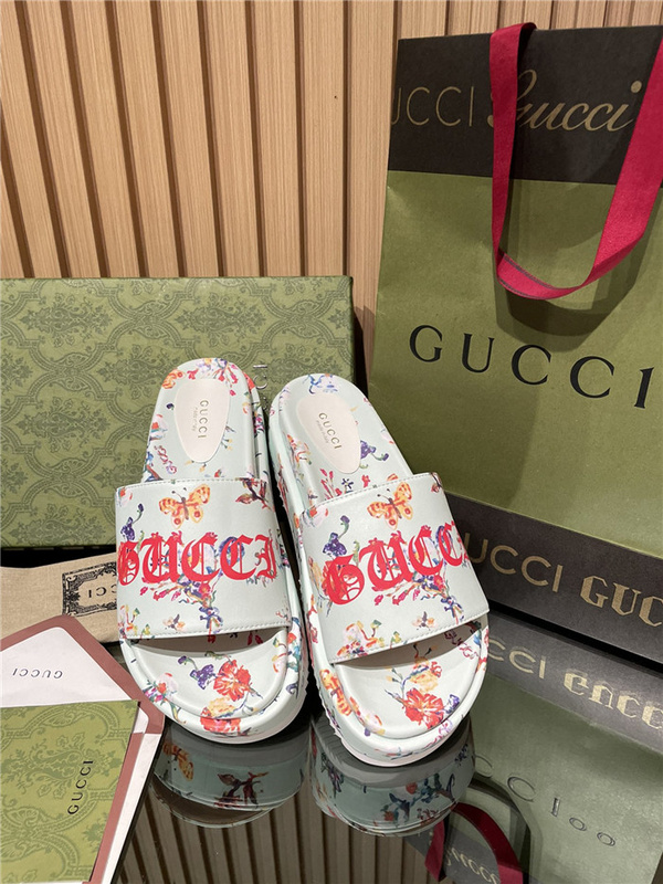 GUCCI WOMEN'S GG SLIDE (EU35-EU42)