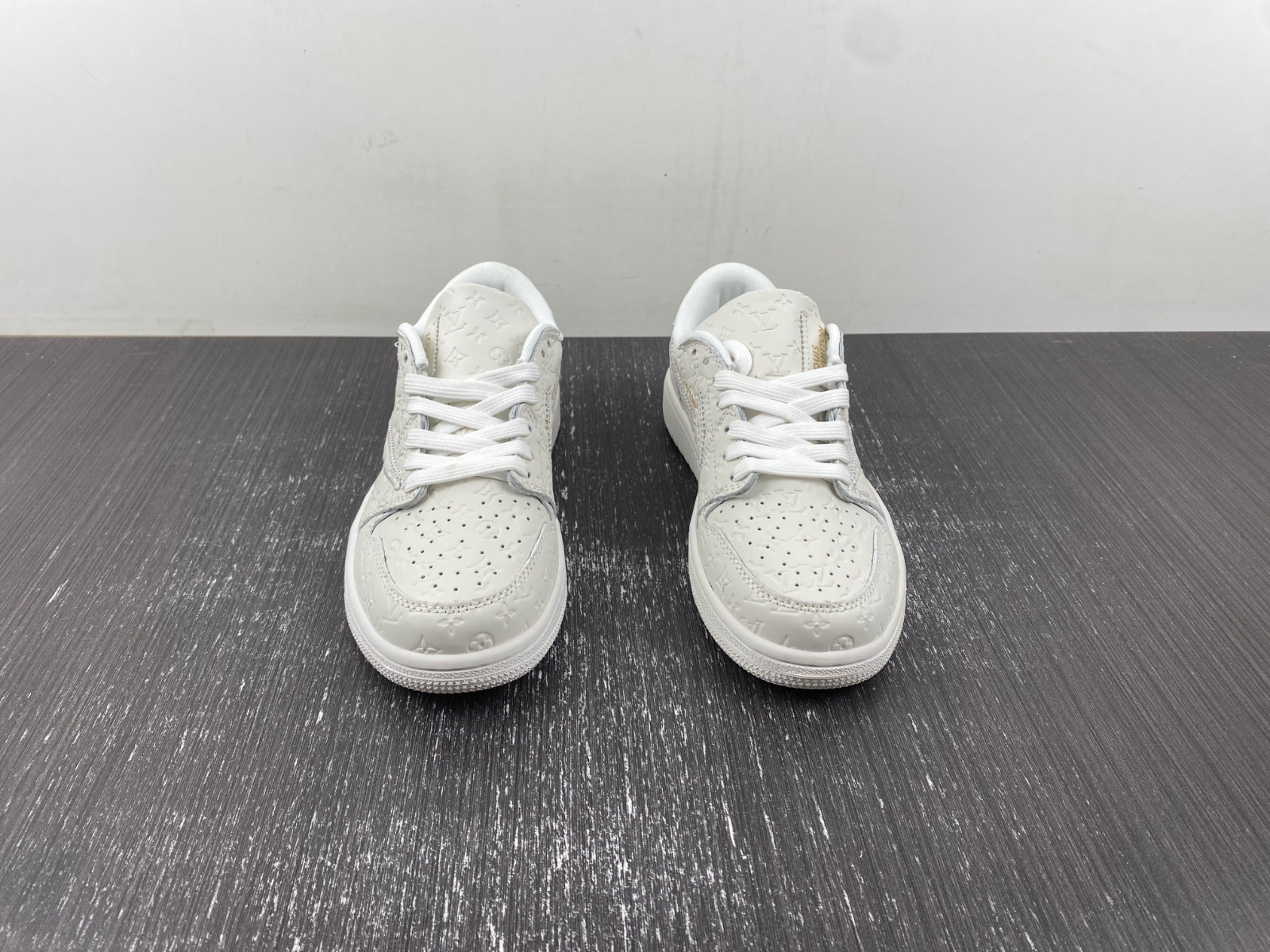 OFF-WHITE x Travis Scott  xLV x Air Jordan 1 custom