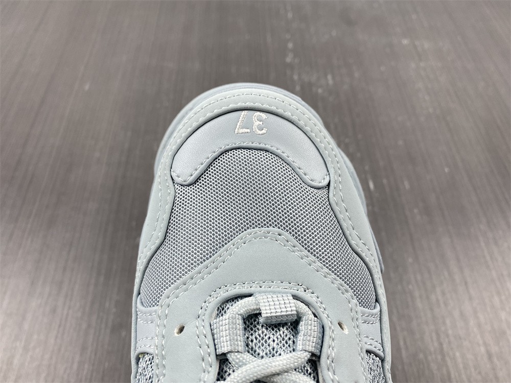 Balenciaga TRIPLE S TRAINER